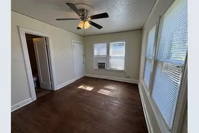 3521 W 7th Street #2, Fort Worth, TX 76107 - Photo 4