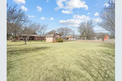 175 Creekview Drive E, Red Oak, TX 75154 - Photo 22