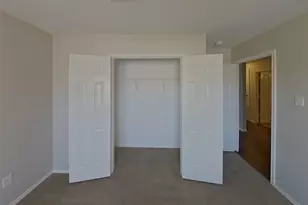 736 Elizabeth Dr, Burleson, TX 76028 - Photo 10