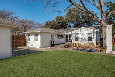 6202 Ravendale Lane, Dallas, TX 75214 - Photo 2