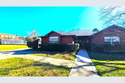 901 W Congress Street, Denton, TX 76201 - Photo 1