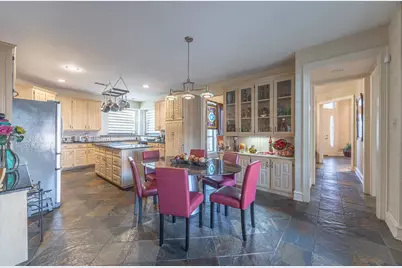 2200 Castle Rock Road, Arlington, TX 76006 - Photo 8