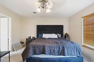 1424 Bumble Bee Dr, Lancaster, TX 75134 - Photo 18