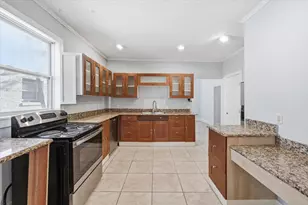 843 N Clinton Ave, Dallas, TX 75208 - Photo 12