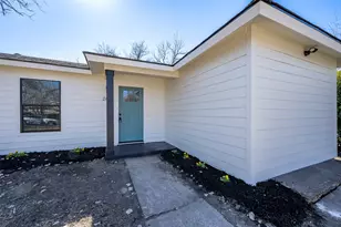 2636 Larry Dr, Dallas, TX 75228 - Photo 2