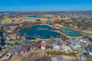 2627 Lakehill Ln, Carrollton, TX 75006 - Photo 40