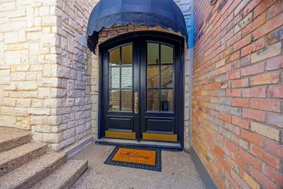 2627 Lakehill Lane, Carrollton, TX 75006 - Photo 2