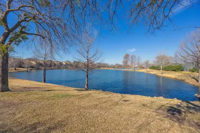 2627 Lakehill Lane, Carrollton, TX 75006 - Photo 34