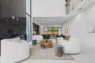 3828 Eaton Dr, Dallas, TX 75220 - Photo 2