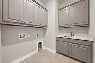 8052 Sarahville Dr, Dallas, TX 75252 - Photo 38