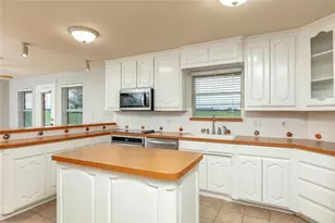 123 Double Tree Ln, Brock, TX 76462 - Photo 18