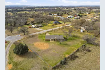 253 County Road 4899, Boyd, TX 76023 - Photo 28