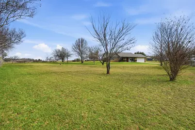 253 County Road 4899, Boyd, TX 76023 - Photo 4