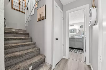 5702 Meadow Wood Lane, Fort Worth, TX 76112 - Photo 16