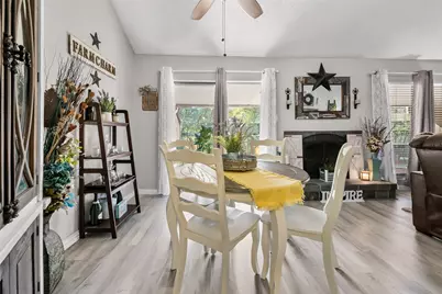 5702 Meadow Wood Lane, Fort Worth, TX 76112 - Photo 12