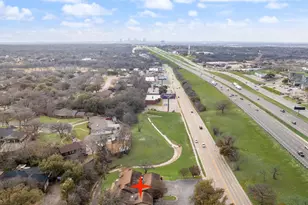 5702 Meadow Wood Ln, Fort Worth, TX 76112 - Photo 32