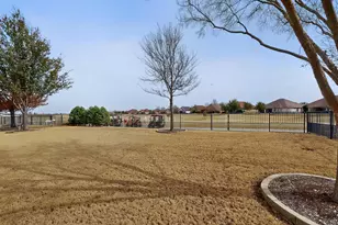 8905 Gardenia Dr, Denton, TX 76207 - Photo 38