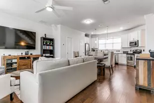 2700 Club Ridge Dr, Lewisville, TX 75067 - Photo 4