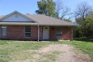 701 SW 1st St, Cooper, TX 75432 - Photo 1