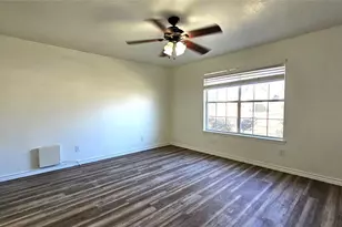 903 W Congress St, Denton, TX 76201 - Photo 16