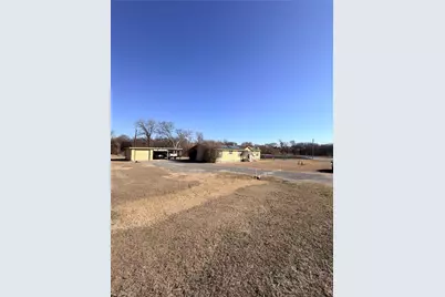 54 Spring Creek Circle, Grand Prairie, TX 75054 - Photo 2