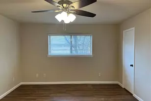 2418 Sam Houston Dr, Garland, TX 75044 - Photo 10