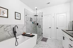 13641 Cobblestone Dr, Dallas, TX 75244 - Photo 20