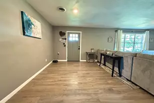 200 Arden St, Bowie, TX 76230 - Photo 2