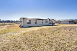 421 Overland Trail, McKinney, TX 75071 - Photo 2