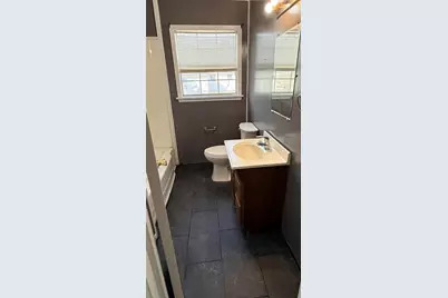 203 E 7th Street, Kaufman, TX 75142 - Photo 8