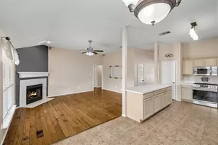 9881 Cambridge Dr, Frisco, TX 75035 - Photo 6