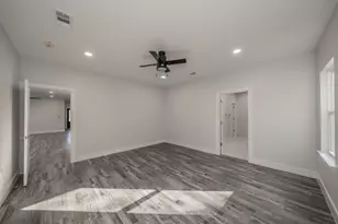 6315 Kemrock Dr, Dallas, TX 75241 - Photo 14