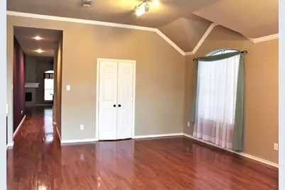 6401 Sidney Lane, McKinney, TX 75070 - Photo 4