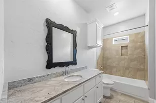 2207 Henry St, Greenville, TX 75401 - Photo 16