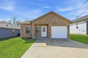 2207 Henry St, Greenville, TX 75401 - Photo 2