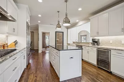 6526 Meadowcreek Drive, Dallas, TX 75254 - Photo 16