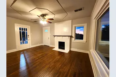 2114 N Elm Street, Denton, TX 76201 - Photo 10