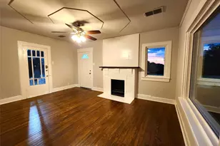 2114 N Elm St, Denton, TX 76201 - Photo 10