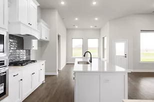 108 Lila Lk Dr, Waxahachie, TX 75165 - Photo 14