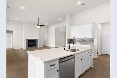 108 Lila Lake Drive, Waxahachie, TX 75165 - Photo 6