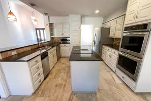 401 Kenshire Dr, Benbrook, TX 76126 - Photo 2