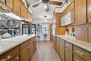 1709 McLennan Crossing Rd, Woodway, TX 76712 - Photo 8