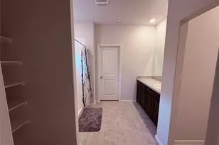 16721 Porterfield Ln, Justin, TX 76247 - Photo 10