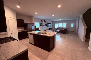 16721 Porterfield Ln, Justin, TX 76247 - Photo 2