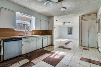 1706 Henderson Court, Irving, TX 75061 - Photo 6