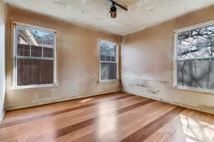 1706 Henderson Ct, Irving, TX 75061 - Photo 10