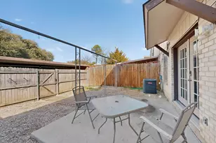 2315 Blue Sage Ln, Arlington, TX 76014 - Photo 32