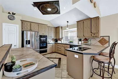 2129 Lakeway Terrace, Flower Mound, TX 75028 - Photo 14