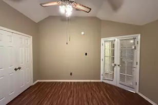 7012 Bernadine Dr, Watauga, TX 76148 - Photo 18