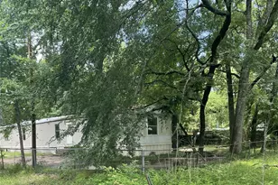 615 Kingsway, Tool, TX 75143 - Photo 1